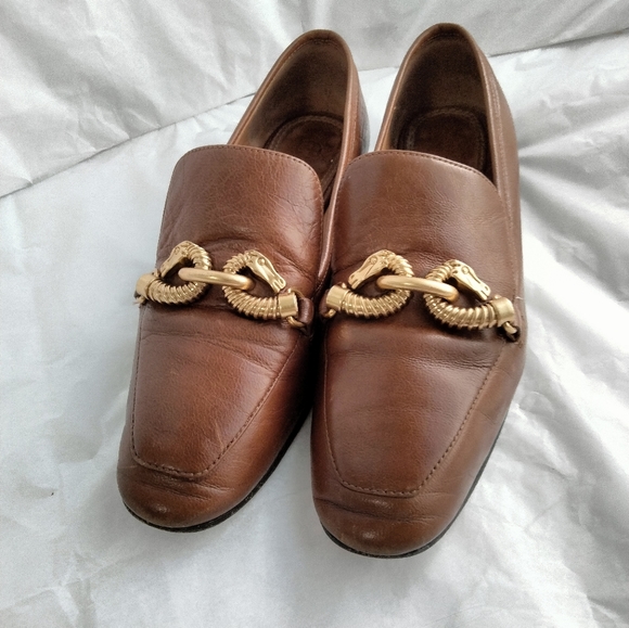 Tory Burch Brown Leather Loafers with Gold Accents - Picture 7 of 14